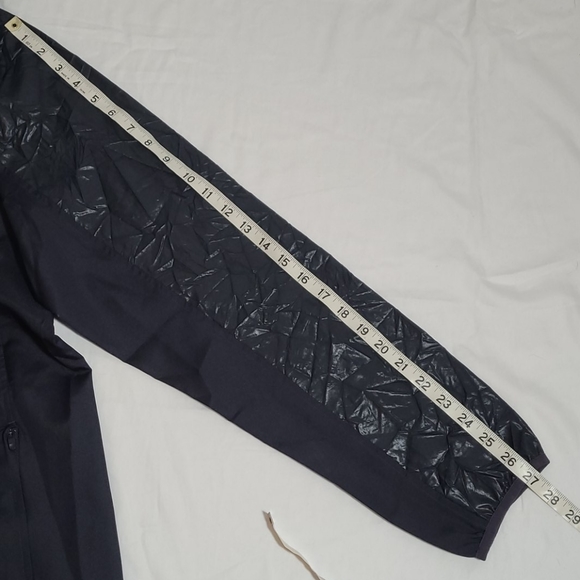 Adidas Windbreaker Jacket, L - Picture 6 of 10